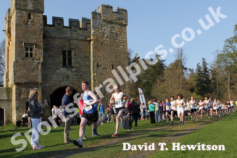 Start of the 3k Junior Fun Run, Les Allcorn Memorial 10k, Alnwick.